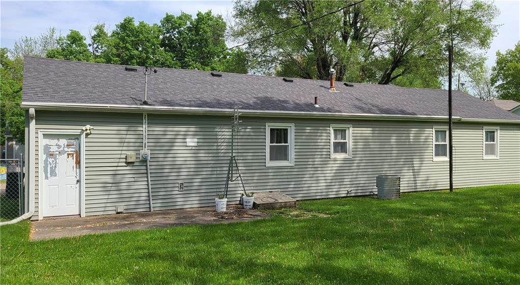 502 Benton Street — photo 15
