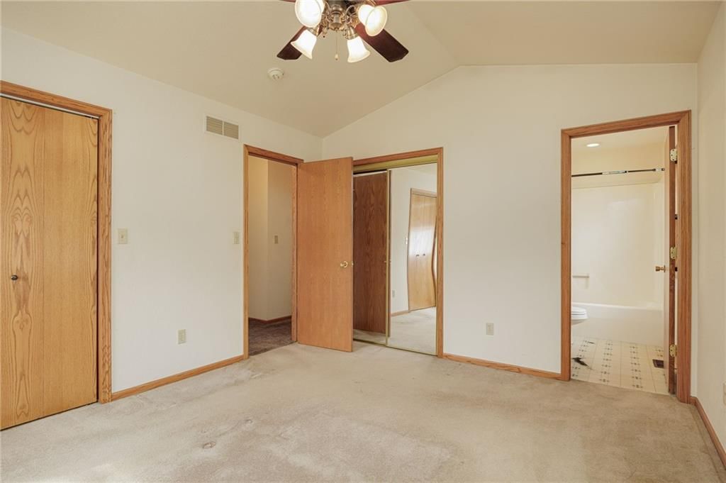 1115 E Cooper Street — photo 14