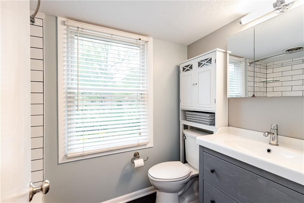 4812 W 66th Terrace — photo 23