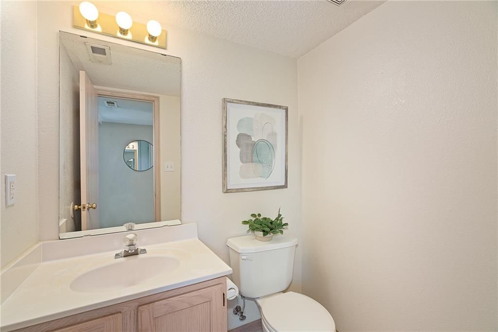 1321 SE Norwood Drive SE — photo 7