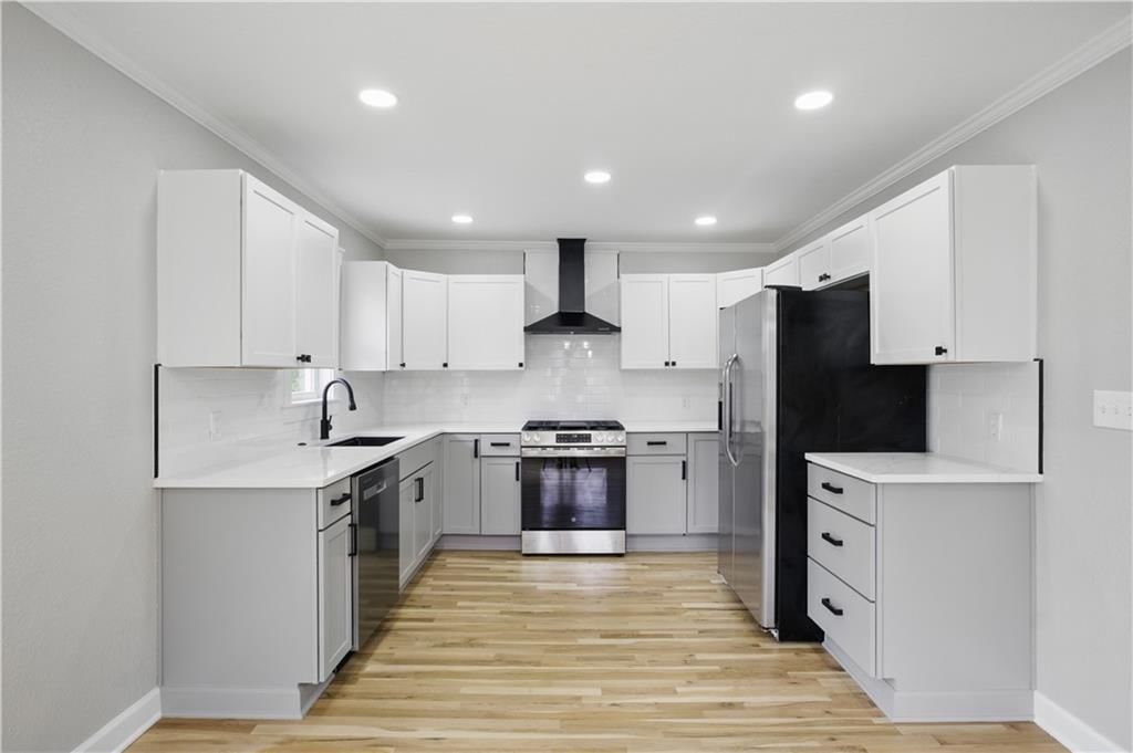 2640 S 53rd Street — photo 9