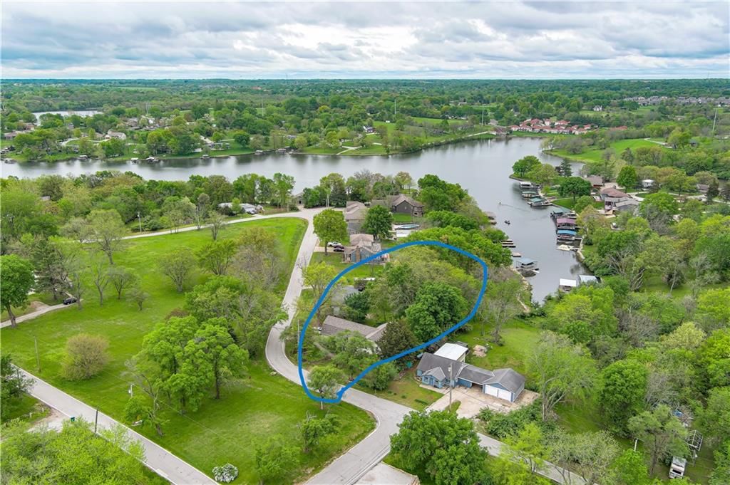 1719 NE Lake Shore Drive — photo 49