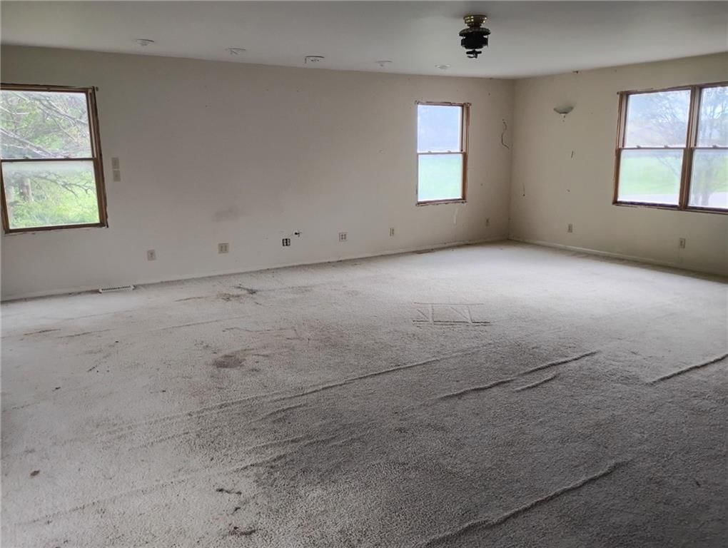 219 Oak Haven Drive — photo 3