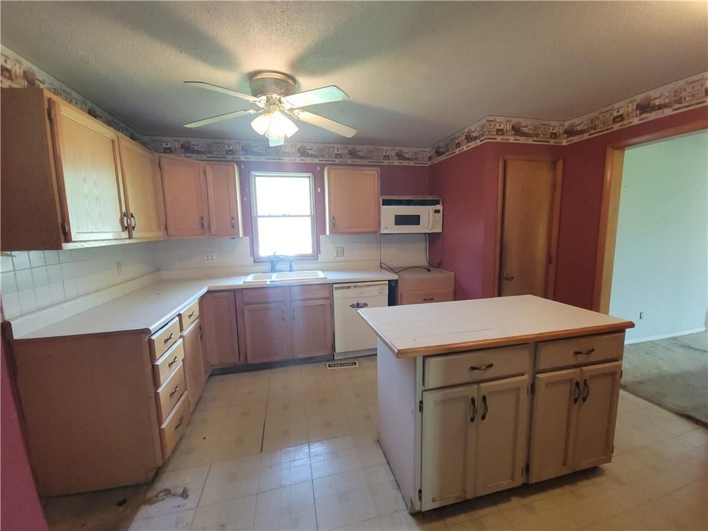 219 Oak Haven Drive — photo 8