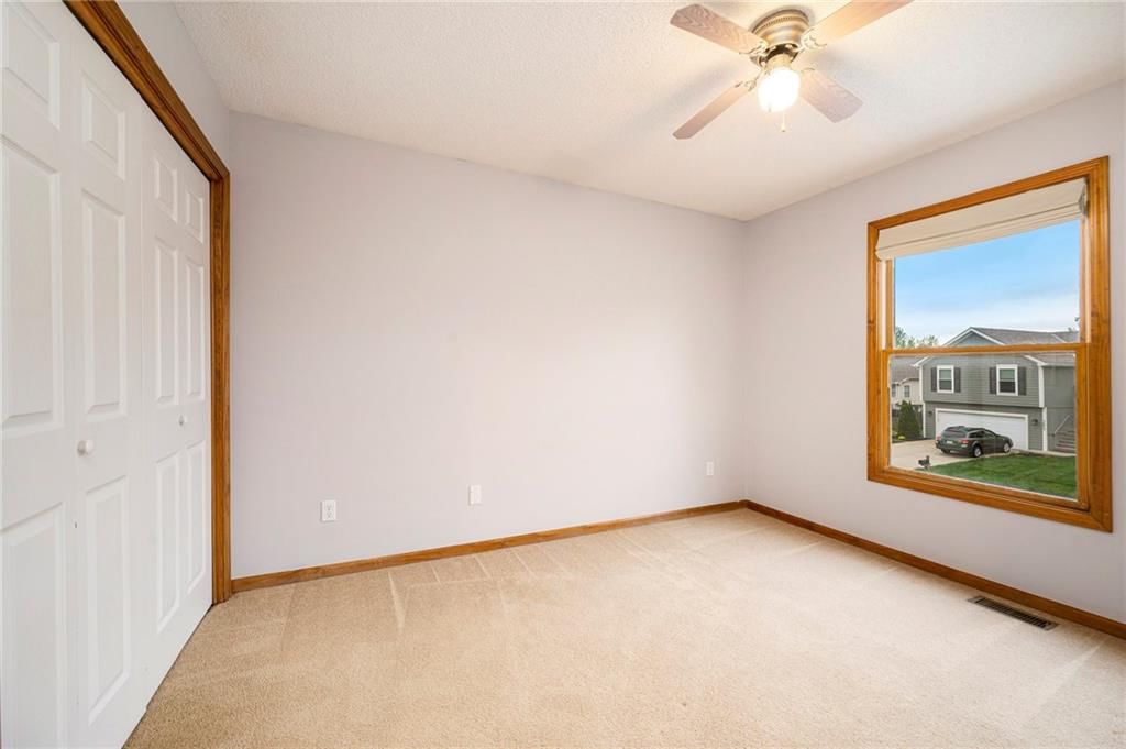 7516 N Mckinley Court — photo 17