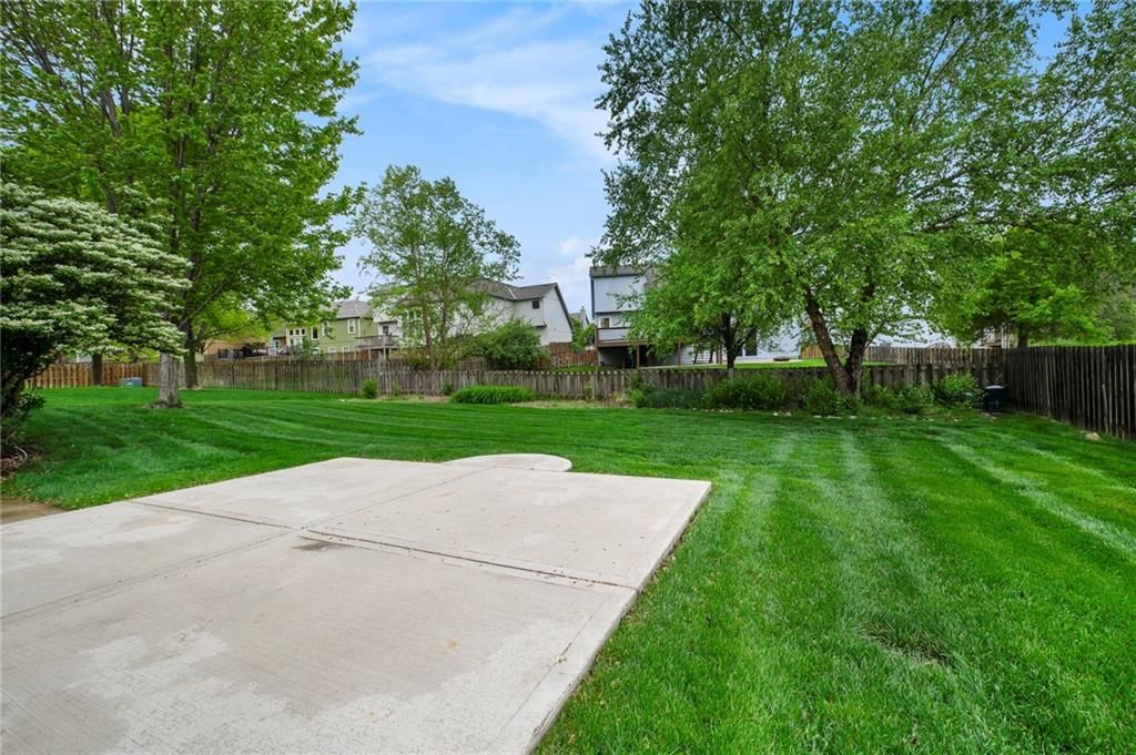 7516 N Mckinley Court — photo 25