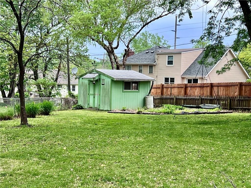 1112 N Walker Lane — photo 12