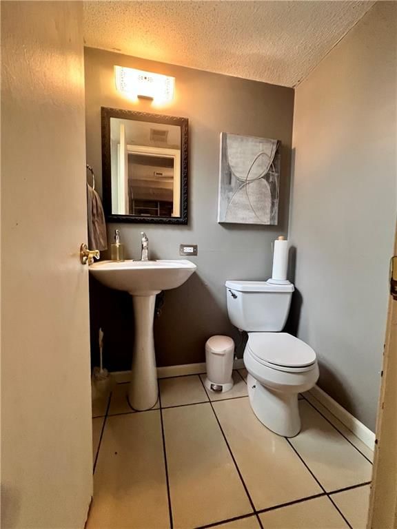 1112 N Walker Lane — photo 9