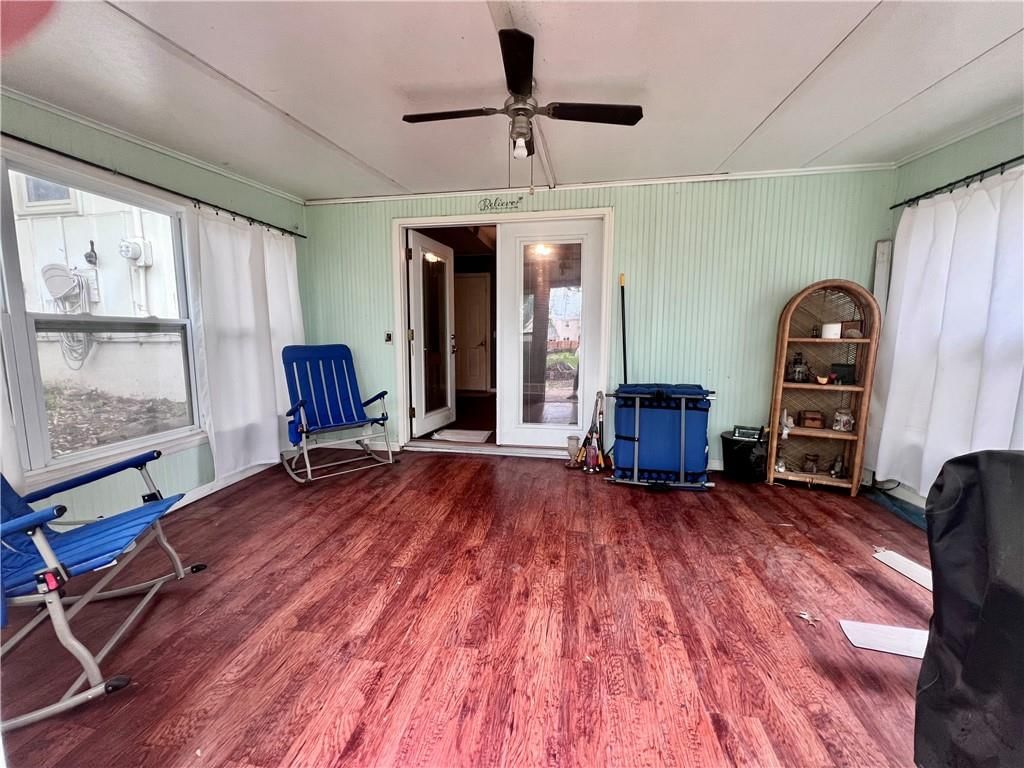 1112 N Walker Lane — photo 10