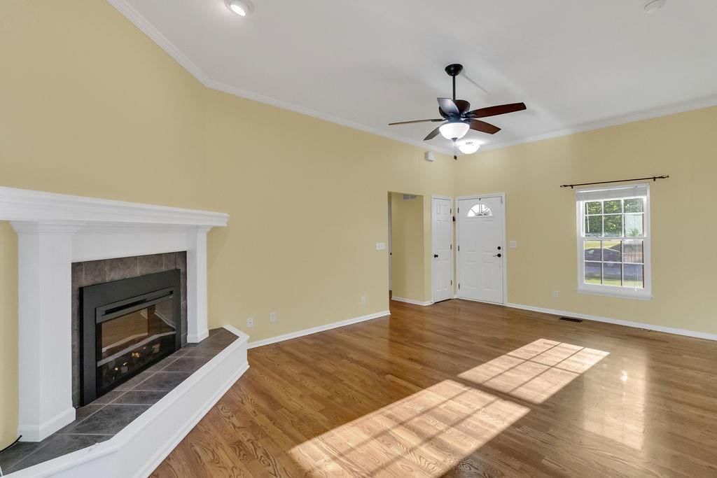 341 N Locust Street — photo 13
