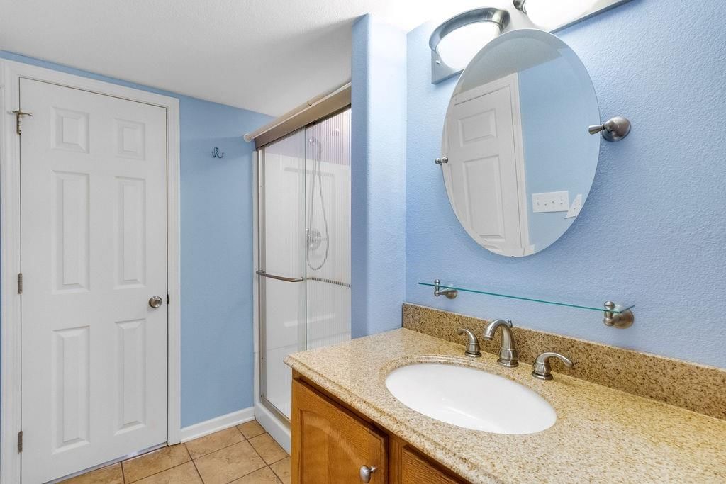 341 N Locust Street — photo 22