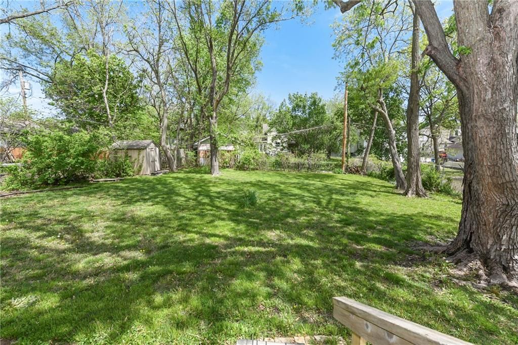 314 N Lake Street — photo 29
