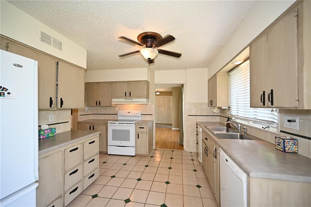 4628 NE Carolane Street — photo 20