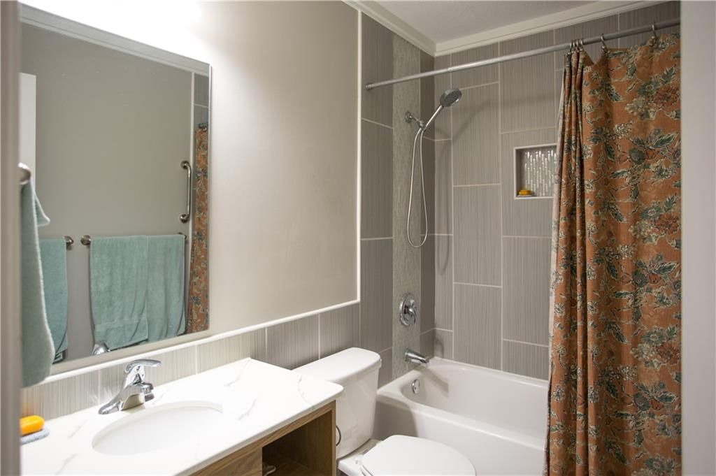 3912 S Lees Summit Road — photo 19