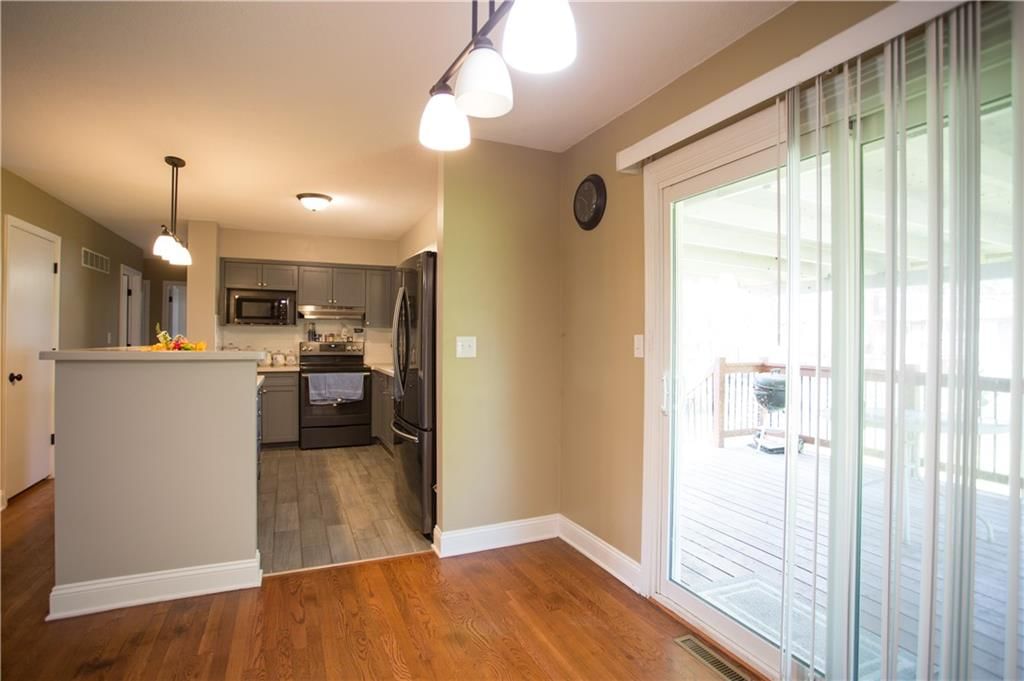 3912 S Lees Summit Road — photo 6