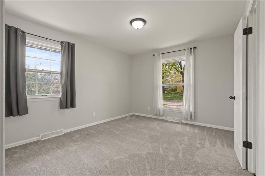 10401 Cypress Drive — photo 17