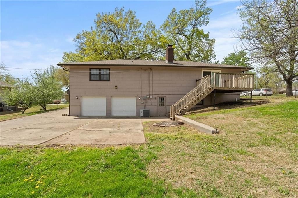 10401 Cypress Drive — photo 27