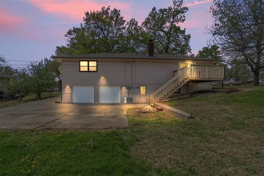 10401 Cypress Drive — photo 28