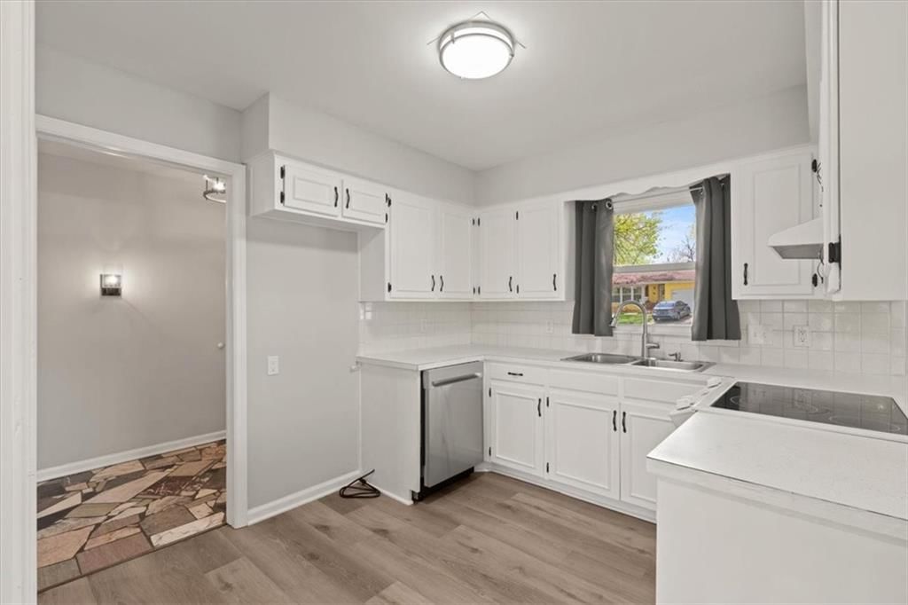 10401 Cypress Drive — photo 8