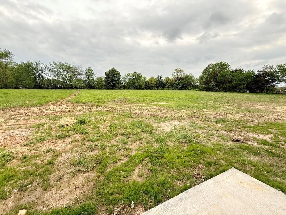 321 W Hainline Road — photo 22
