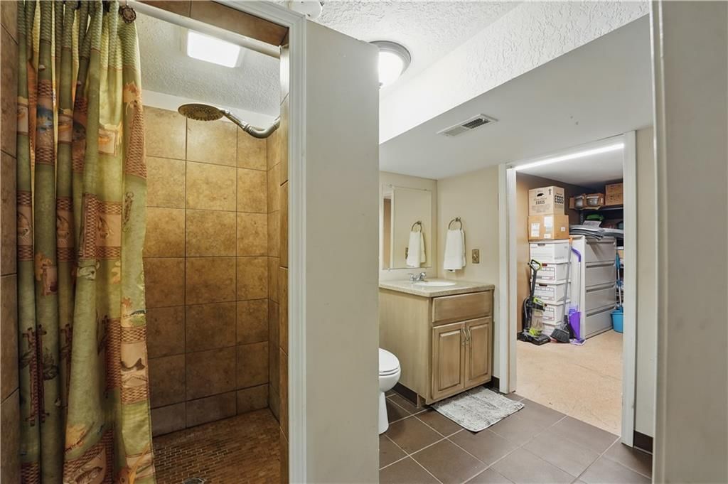 504 S Washington Street — photo 21
