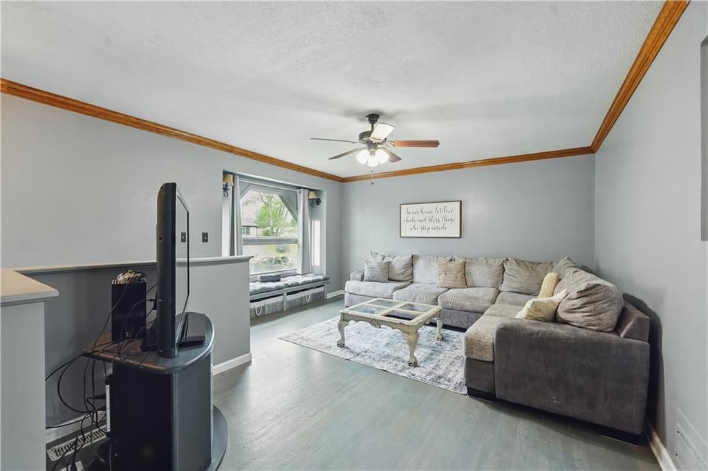 504 S Washington Street — photo 4