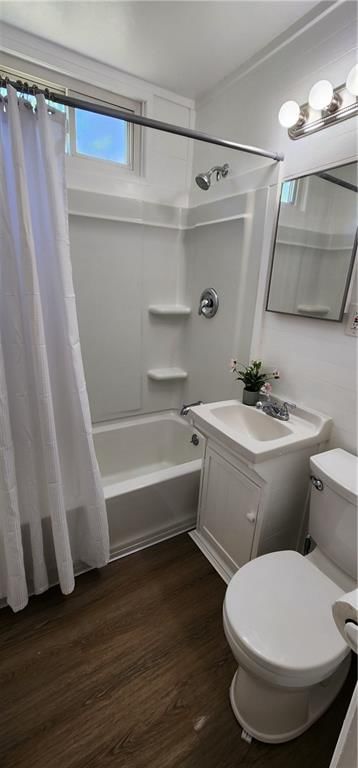 2721 W 78th Street — photo 17