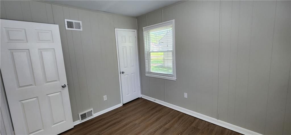 2721 W 78th Street — photo 22