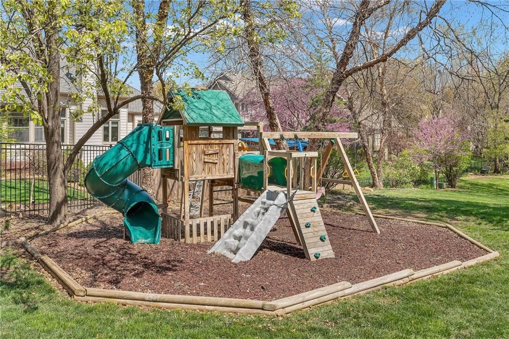 4620 Woodridge Drive — photo 49
