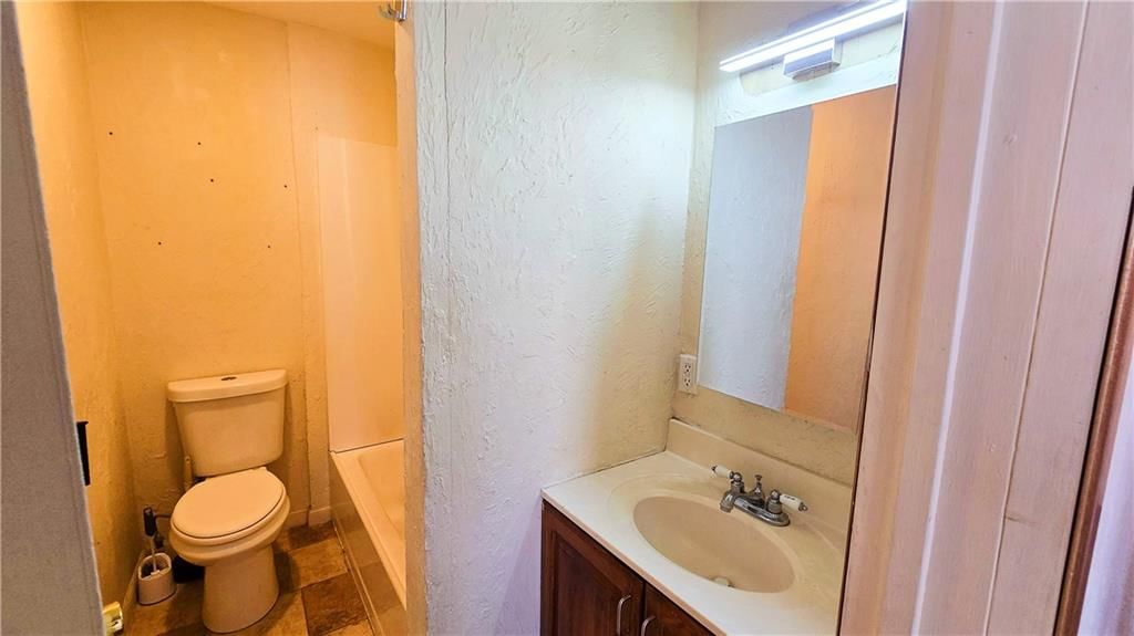 750 S Holbrook Street — photo 25