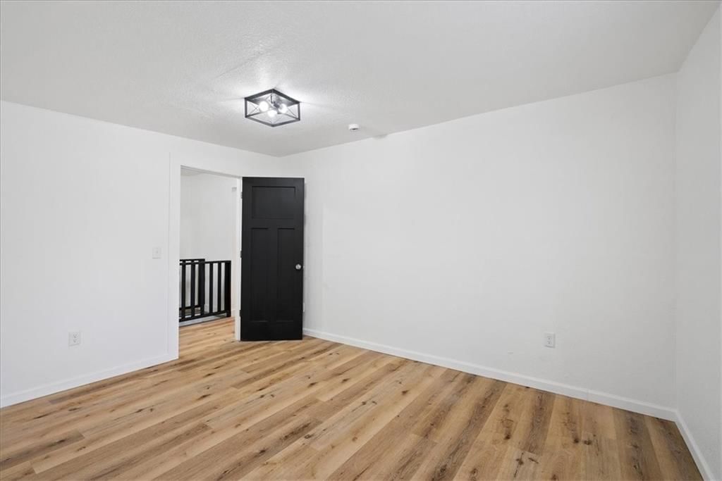 15015 E Truman Road — photo 16