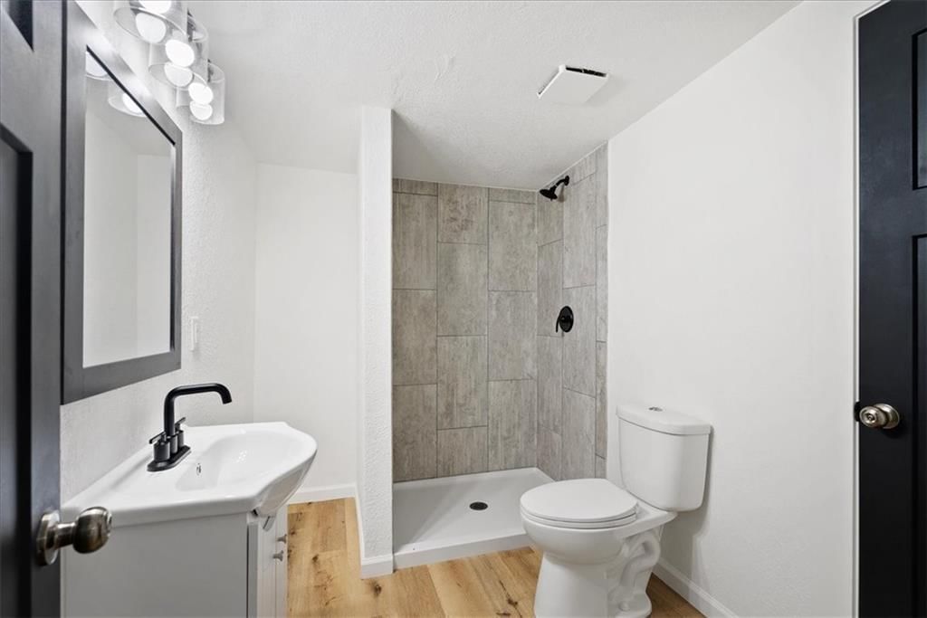 15015 E Truman Road — photo 17