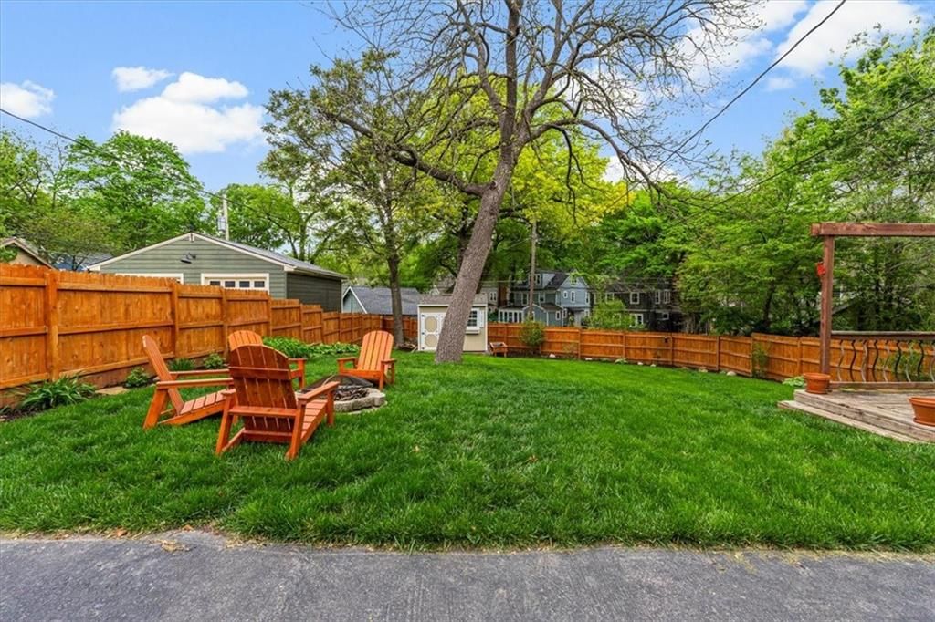 6522 Oak Street — photo 25