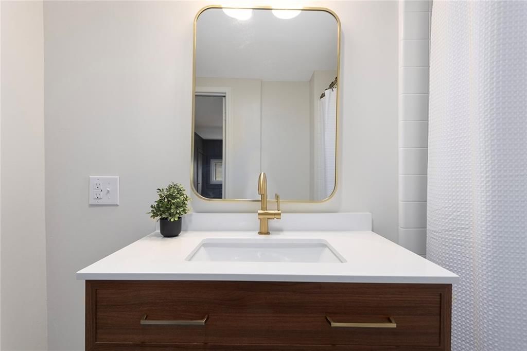 4433 N Jackson Avenue — photo 15