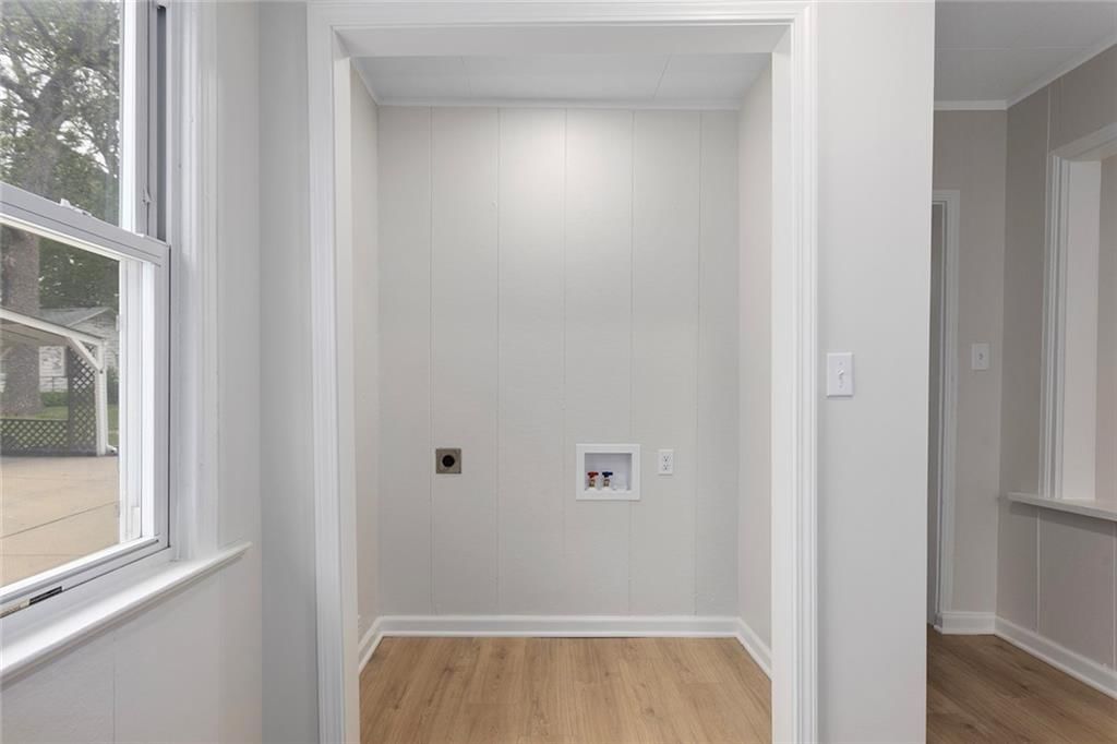 4433 N Jackson Avenue — photo 5
