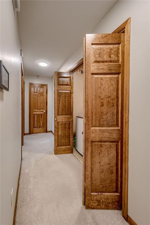 204 Surrey Court — photo 16