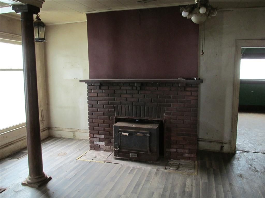820 Custer Street — photo 7