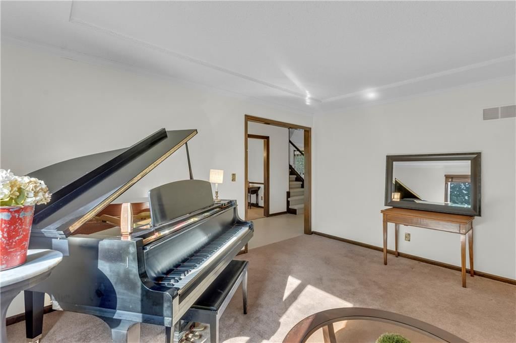 4924 Somerset Drive — photo 5