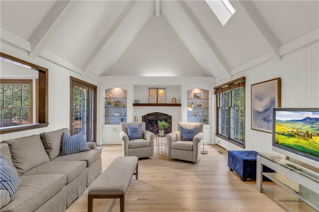 4924 Somerset Drive — photo 6
