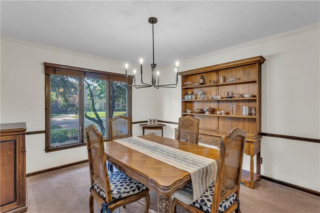 4924 Somerset Drive — photo 9