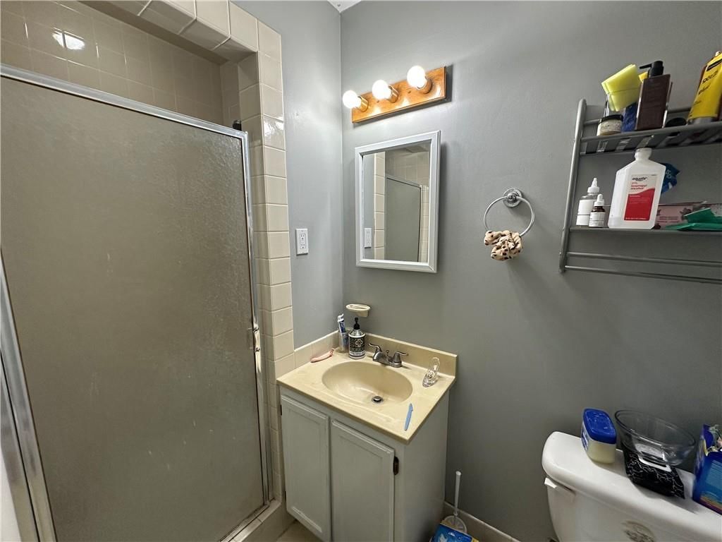 727 S Central Street — photo 18