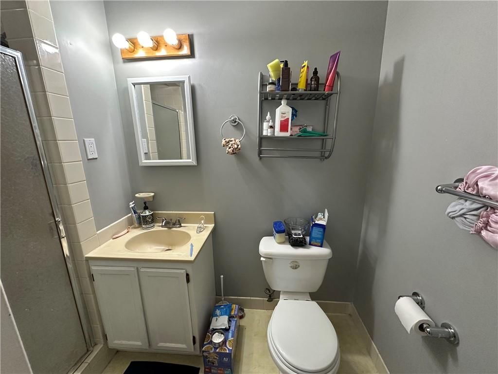 727 S Central Street — photo 19