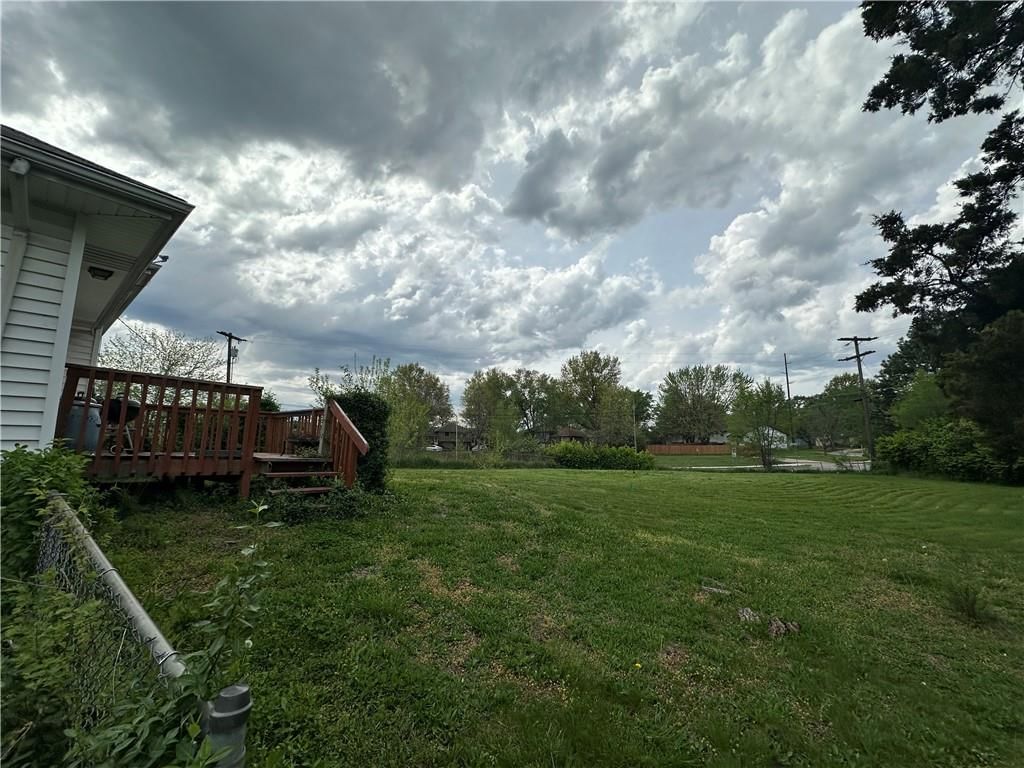 727 S Central Street — photo 4