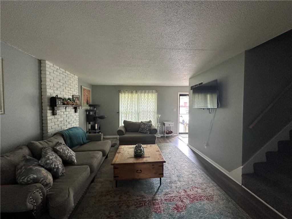 727 S Central Street — photo 9
