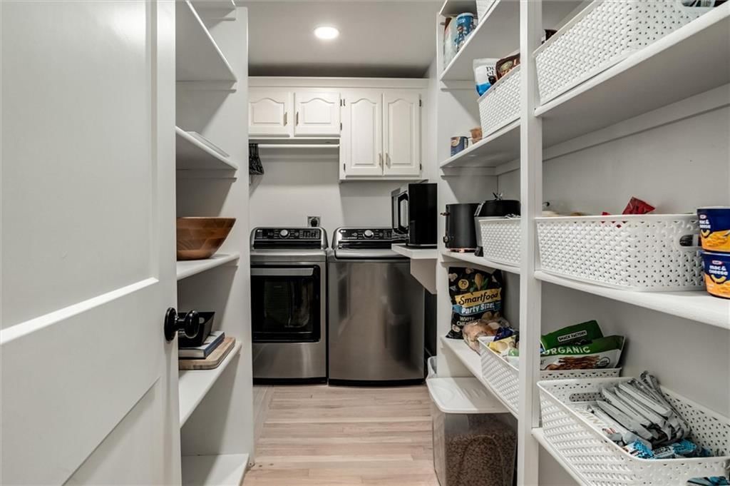 9708 Aberdeen Street — photo 12