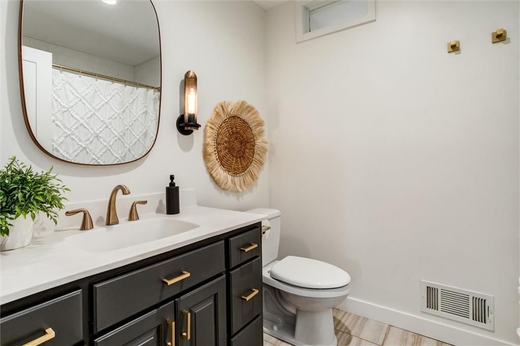 9708 Aberdeen Street — photo 17
