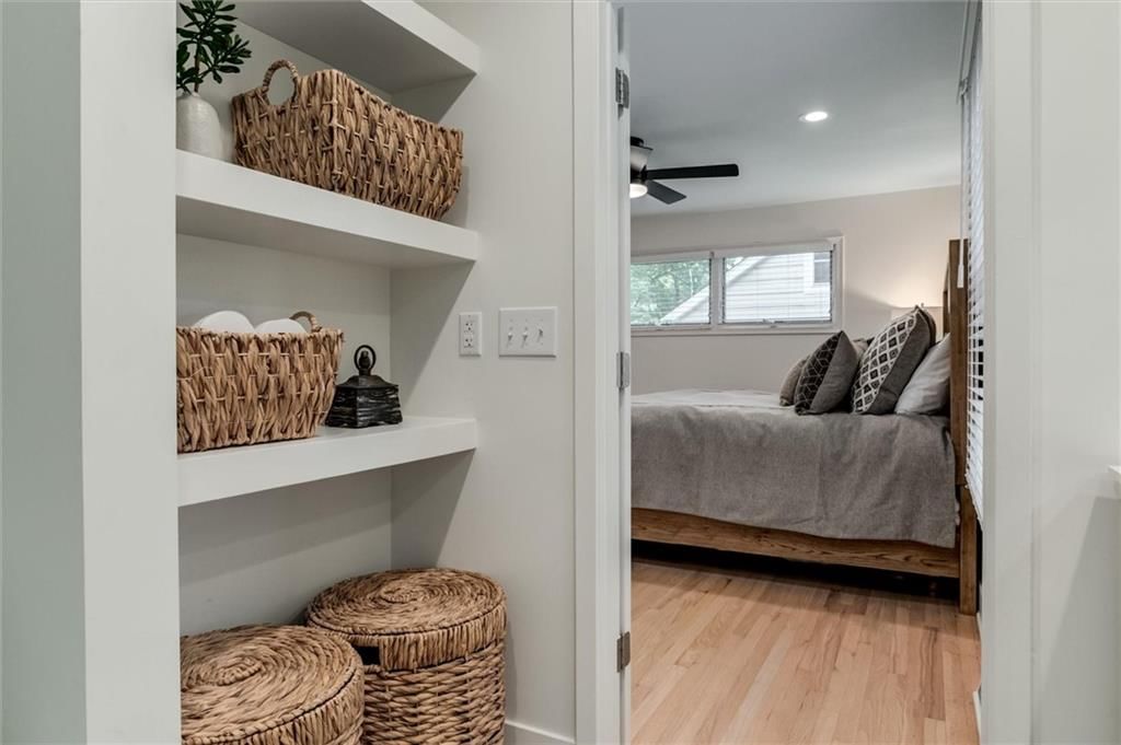 9708 Aberdeen Street — photo 21