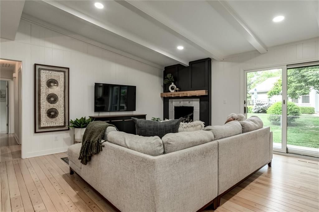 9708 Aberdeen Street — photo 8