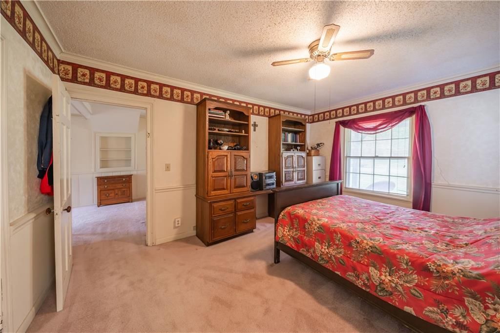1041 Quincy Street — photo 12