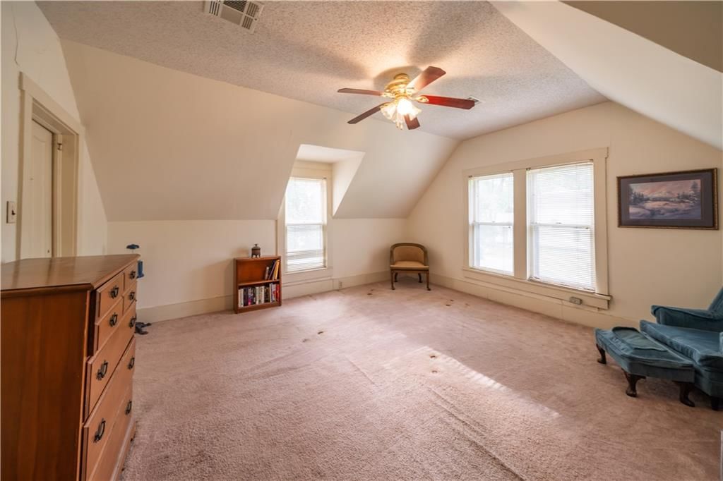 1041 Quincy Street — photo 25